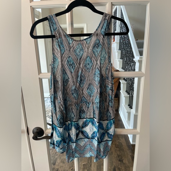 Tank top! - Picture 2 of 3